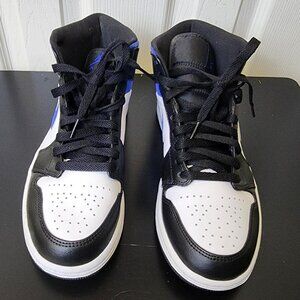 Jordans 1 Mid